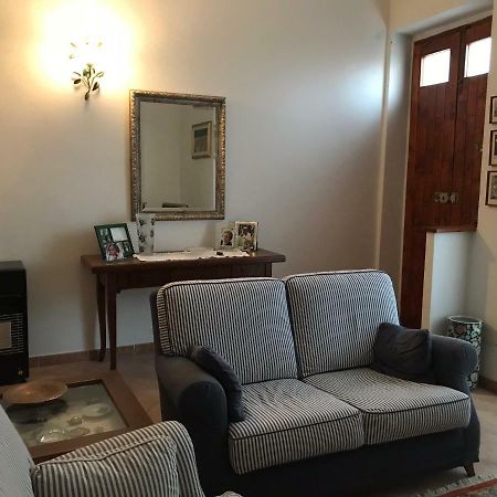 הוילה ברקידה Sardegna Vicino Ad Olbia "La Casa Nel Vicolo" מראה חיצוני תמונה