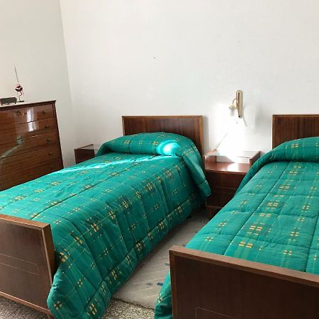 הוילה ברקידה Sardegna Vicino Ad Olbia "La Casa Nel Vicolo" מראה חיצוני תמונה