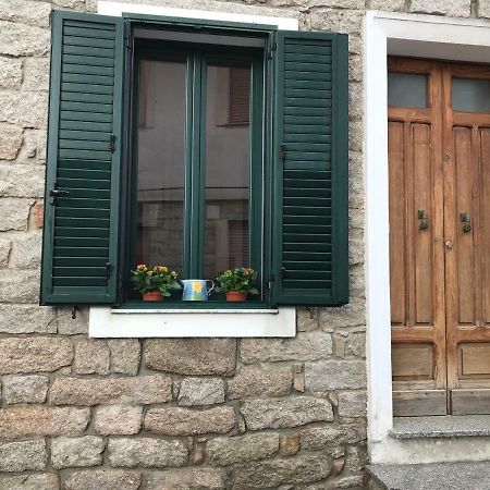הוילה ברקידה Sardegna Vicino Ad Olbia "La Casa Nel Vicolo" מראה חיצוני תמונה