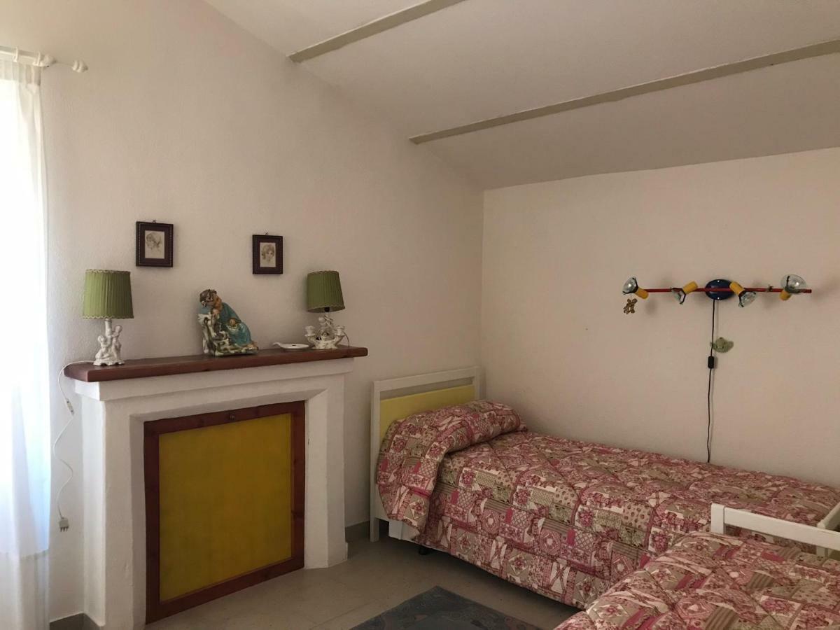 הוילה ברקידה Sardegna Vicino Ad Olbia "La Casa Nel Vicolo" מראה חיצוני תמונה