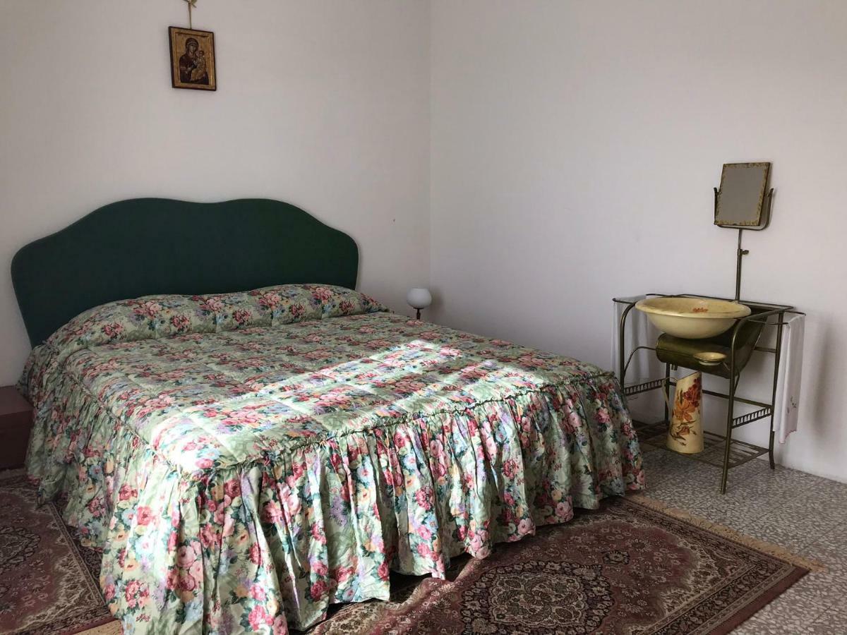 הוילה ברקידה Sardegna Vicino Ad Olbia "La Casa Nel Vicolo" מראה חיצוני תמונה