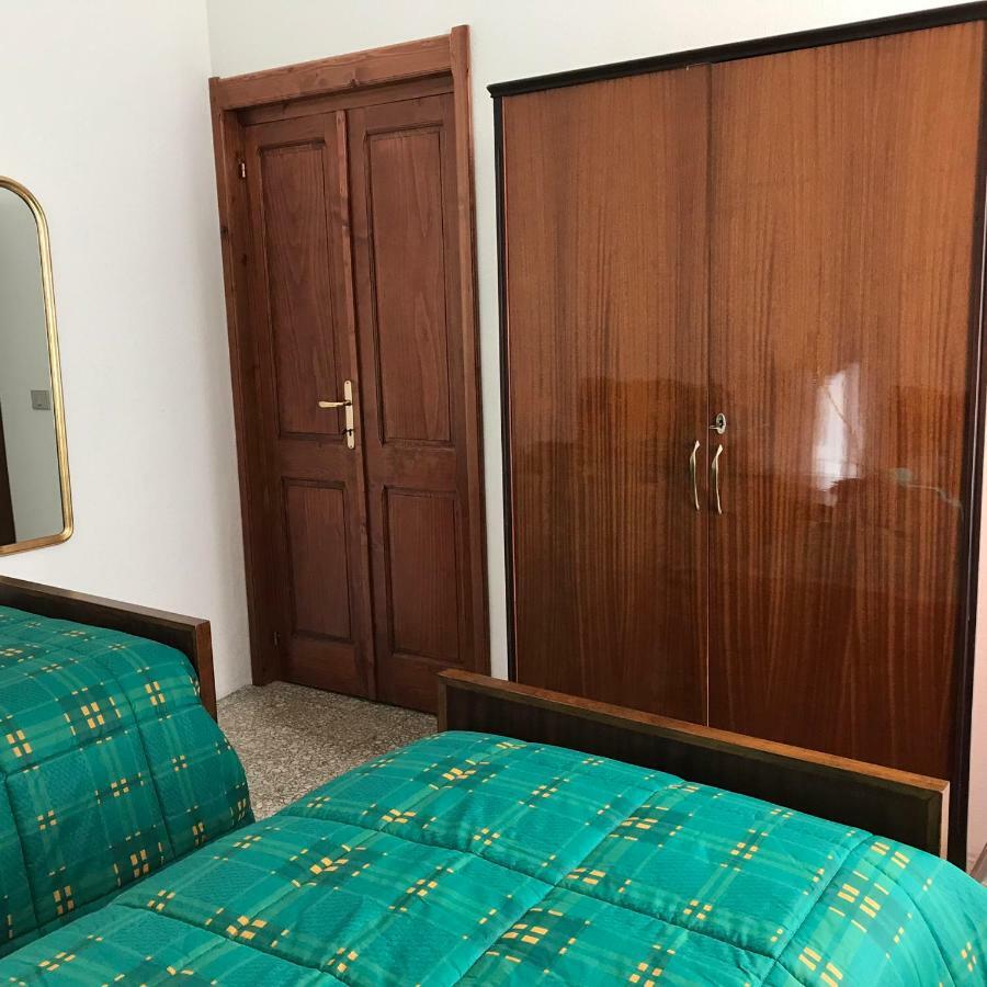 הוילה ברקידה Sardegna Vicino Ad Olbia "La Casa Nel Vicolo" מראה חיצוני תמונה