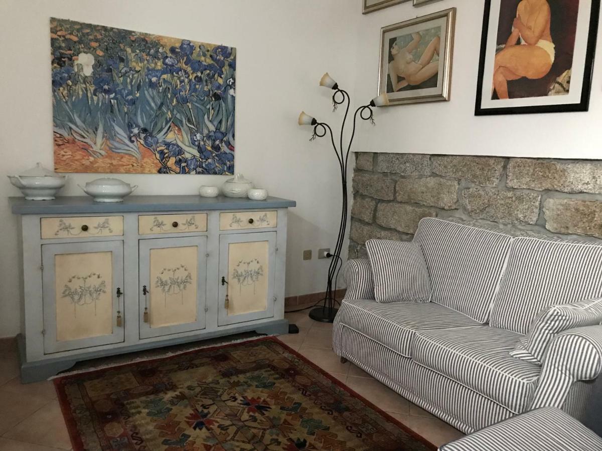 הוילה ברקידה Sardegna Vicino Ad Olbia "La Casa Nel Vicolo" מראה חיצוני תמונה